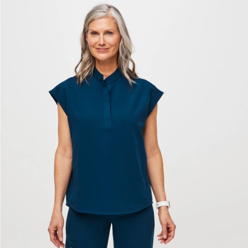 Figs set. Deep Reef jogger pants and Rafaela top